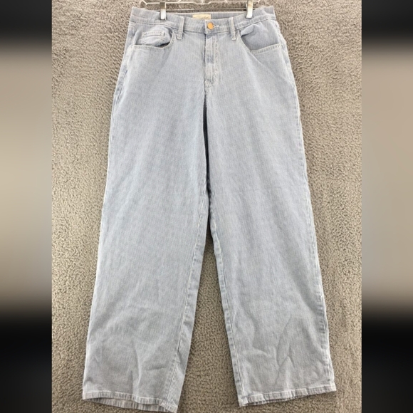 Universal Thread jeans - Picture 2 of 9